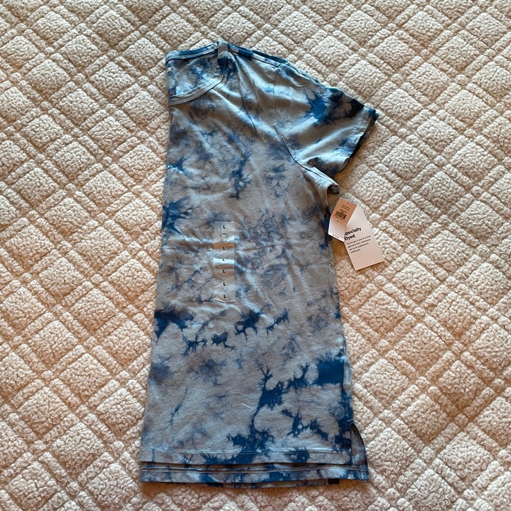 Old Navy tidied top